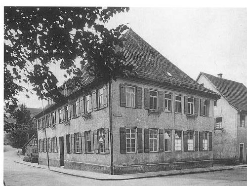 1811 erbautes altes Schulhaus