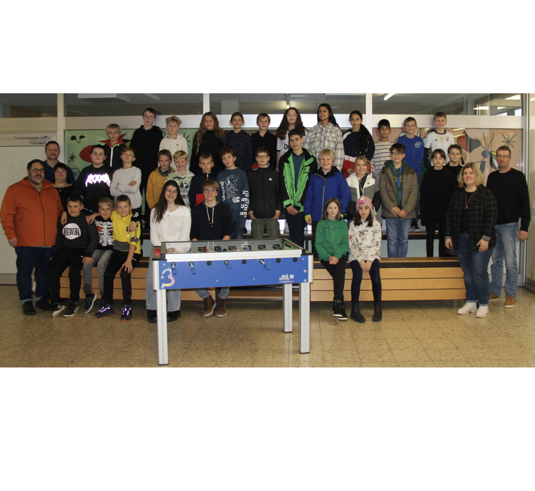 Read more about the article Realschule Balingen erhält einen neuen Tischkicker vom Schulförderverein