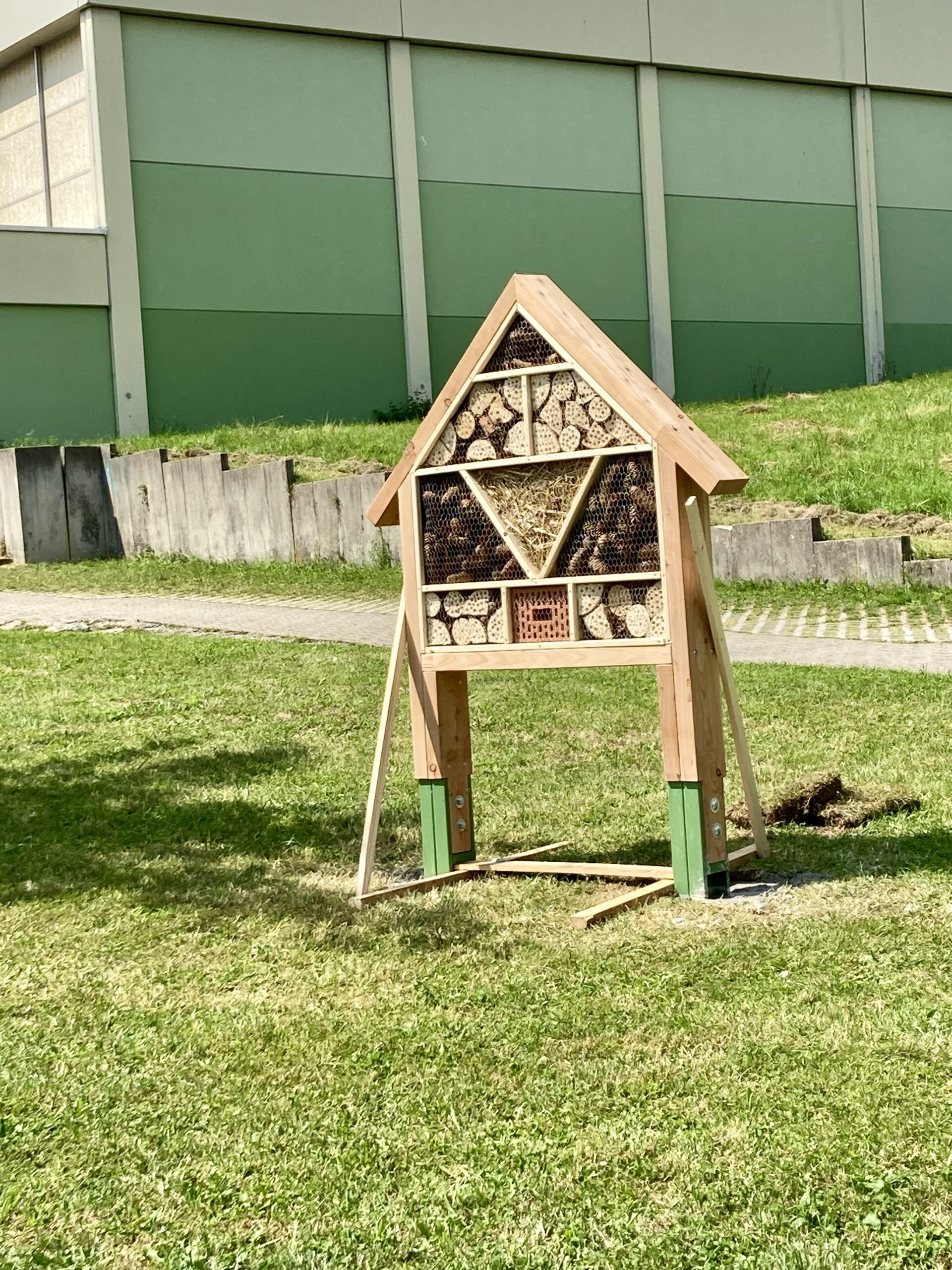Read more about the article Neues Insektenhotel